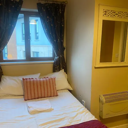 Luxury Town House-apartment Apartman Carrick on Shannon