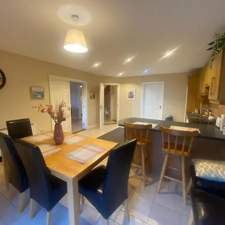 Luxury Town House-apartment Apartman Carrick on Shannon